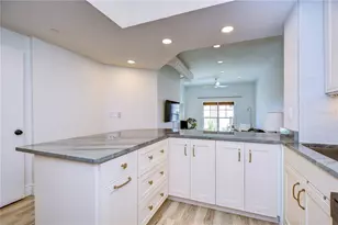 2410 W Azeele St, Tampa, FL 33609 - Photo 10