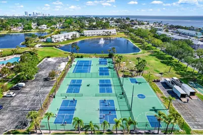 5005 Coquina Key Drive SE #E, Saint Petersburg, FL 33705 - Photo 44