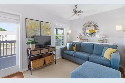 5005 Coquina Key Drive SE #E, Saint Petersburg, FL 33705 - Photo 14