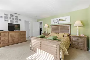 5005 Coquina Key Dr SE, Saint Petersburg, FL 33705 - Photo 4
