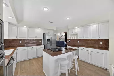 6107 Marbella Boulevard, Apollo Beach, FL 33572 - Photo 22
