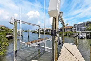 6107 Marbella Blvd, Apollo Beach, FL 33572 - Photo 4