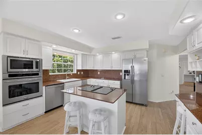 6107 Marbella Boulevard, Apollo Beach, FL 33572 - Photo 14