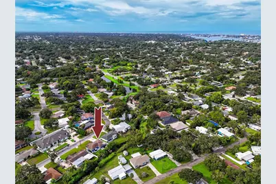 2597 Crescent Drive, Largo, FL 33770 - Photo 44