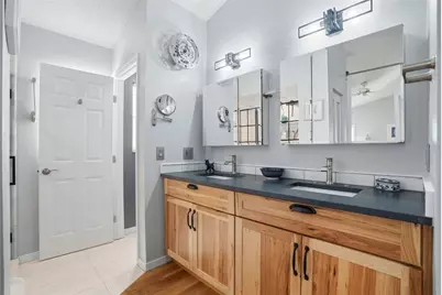 732 Lighthouse Drive, Tarpon Springs, FL 34689 - Photo 26