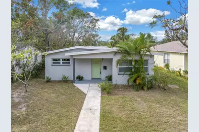 4027 7th Street S, Saint Petersburg, FL 33705 - Photo 4