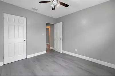 4027 7th Street S, Saint Petersburg, FL 33705 - Photo 8