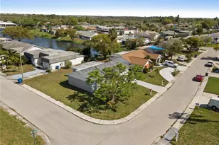 3317 Honeymoon Ln, Holiday, FL 34691 - Photo 46