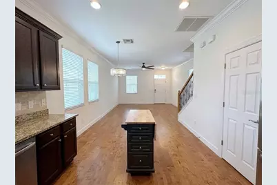 633 Jetstar Lane, Oldsmar, FL 34677 - Photo 2