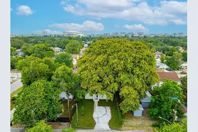 1126 Melrose Avenue S, Saint Petersburg, FL 33705 - Photo 20