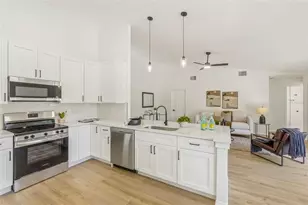 576 Channel Ct, Palm Harbor, FL 34684 - Photo 8