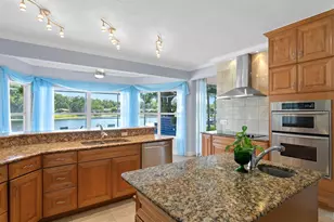 13548 Lake Magdalene Dr, Tampa, FL 33613 - Photo 18