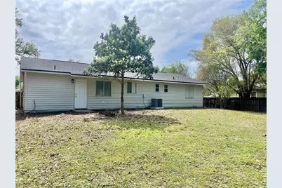 4705 Robin Drive, Saint Cloud, FL 34772 - Photo 10