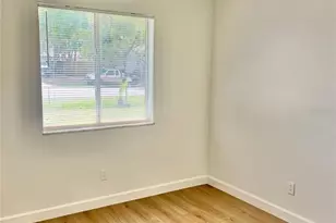 4705 Robin Dr, Saint Cloud, FL 34772 - Photo 8