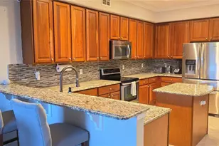 10021 Hart Branch Cir, Orlando, FL 32832 - Photo 6