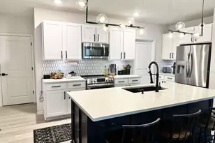 10954 Carlton Fields Dr, Riverview, FL 33579 - Photo 4
