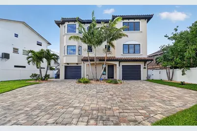 13 Treasure Ln, Treasure Island, FL 33706 - Photo 1