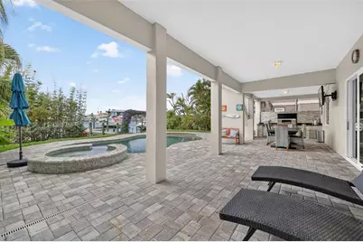 13 Treasure Ln, Treasure Island, FL 33706 - Photo 18