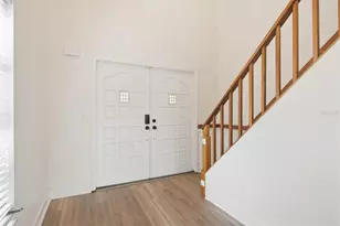 2204 Howard Ln, Tampa, FL 33612 - Photo 6