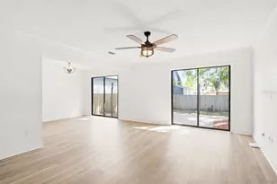 2204 Howard Ln, Tampa, FL 33612 - Photo 10