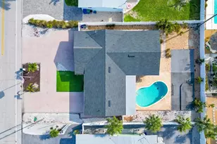 2203 W Vina Del Mar Blvd, Saint Pete Beach, FL 33706 - Photo 2