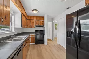 11945 Wanda Ave, New Port Richey, FL 34654 - Photo 14