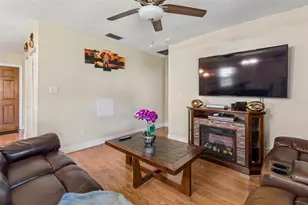 14827 Oak Vine Dr, Lutz, FL 33559 - Photo 16