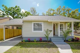 546 16th Ave S, Saint Petersburg, FL 33701 - Photo 1