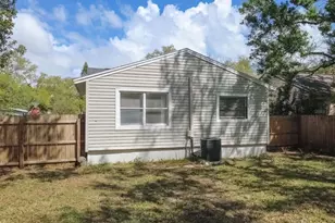 546 16th Ave S, Saint Petersburg, FL 33701 - Photo 6