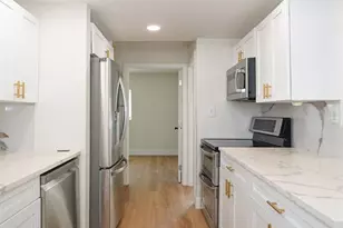 546 16th Ave S, Saint Petersburg, FL 33701 - Photo 38