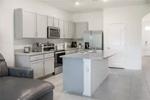 1610 Colt Creek Pl, Wesley Chapel, FL 33543 - Photo 4