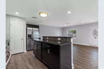 3834 14th Avenue SE, Largo, FL 33771 - Photo 12