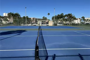 7625 Sun Island Dr S, South Pasadena, FL 33707 - Photo 44