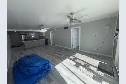 7625 Sun Island Drive S #108, South Pasadena, FL 33707 - Photo 12