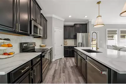 11930 Lake Boulevard, New Port Richey, FL 34655 - Photo 16