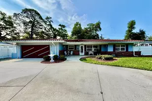 9970 54th Ave N, Saint Petersburg, FL 33708 - Photo 2