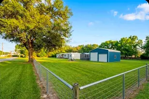 37414 Northside Dr, Zephyrhills, FL 33541 - Photo 36