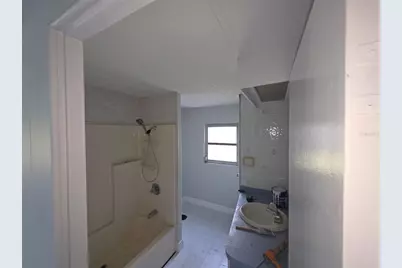 37414 Northside Drive, Zephyrhills, FL 33541 - Photo 14