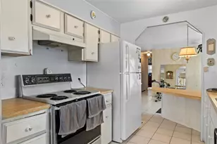 12075 Walshwood Ave, Brooksville, FL 34613 - Photo 16