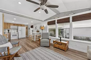 37036 8th Ave, Zephyrhills, FL 33542 - Photo 12