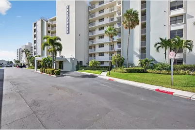 300 Woodette Drive #404B, Dunedin, FL 34698 - Photo 2