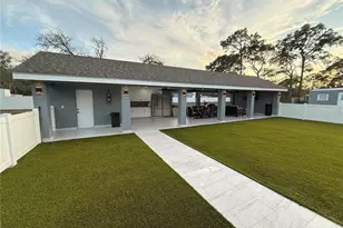 14410 Dabney Ct, Spring Hill, FL 34610 - Photo 2