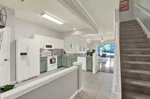 2733 Conch Hollow Dr, Brandon, FL 33511 - Photo 8