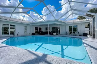 13879 Kimberly Dr, Largo, FL 33774 - Photo 2