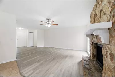 727 Isleton Drive, Brandon, FL 33511 - Photo 12