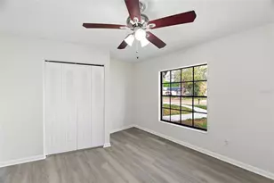 727 Isleton Dr, Brandon, FL 33511 - Photo 26