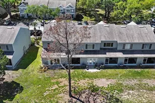 2411 Lake Woodberry Cir, Brandon, FL 33510 - Photo 42