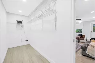 2898 56th Ln N, Saint Petersburg, FL 33710 - Photo 36