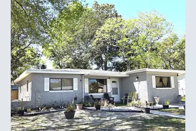 21390 Lehouier Drive, Brooksville, FL 34601 - Photo 2