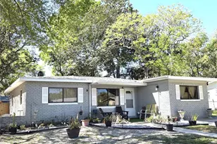 21390 Lehouier Dr, Brooksville, FL 34601 - Photo 2